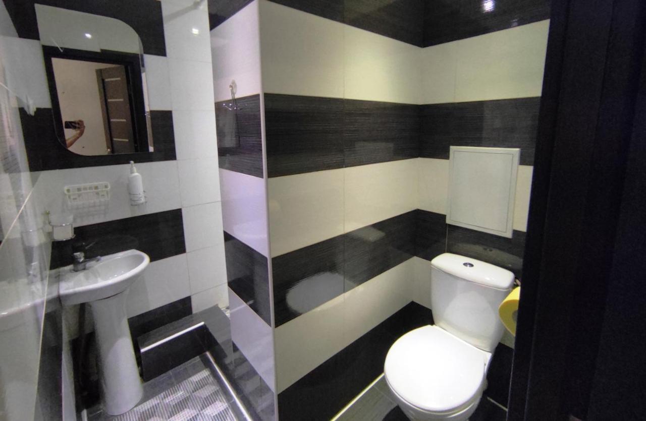 Люкс В Центре Металлургов 31 Kr Apartments Kryvyj Rih Eksteriør billede